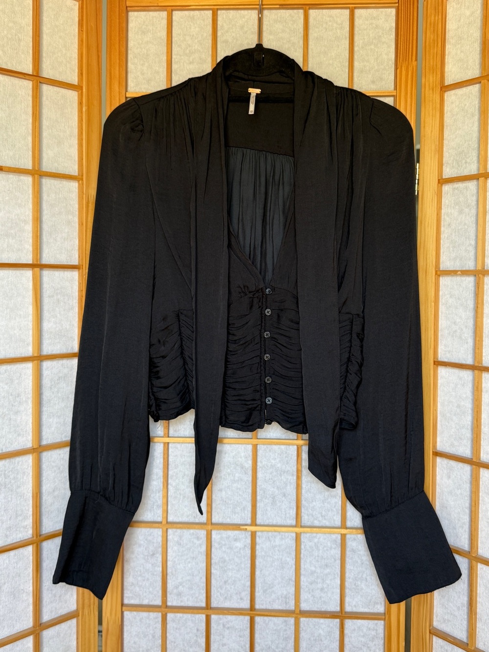 Free People Meet Me There Ruched Tie-Neck Blouse Black Top Size XS - Picture 2 of 4